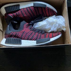 Nmd_r1 stlt pk red